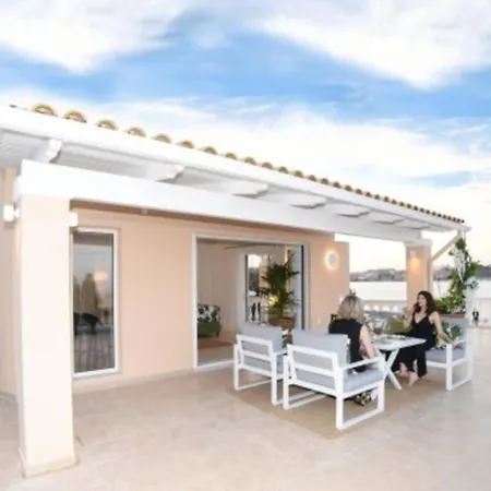 Bella Veranda * Anemomylos